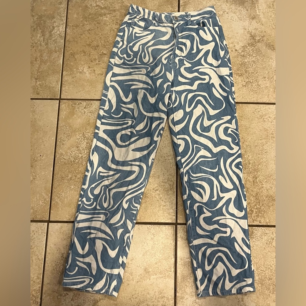 Nasty Gal Blue and White Jeans with Psychedelic Pattern